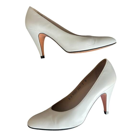 Salvatore Ferragamo Women’s Vintage 90s Round Toe White Leather Pump Heels Sz 5 - Picture 7 of 15